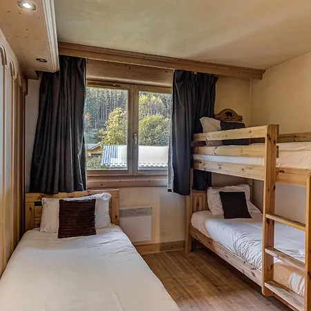 Apartment Longview, Alpes Agency, Central Chamonix, Sleeps 8